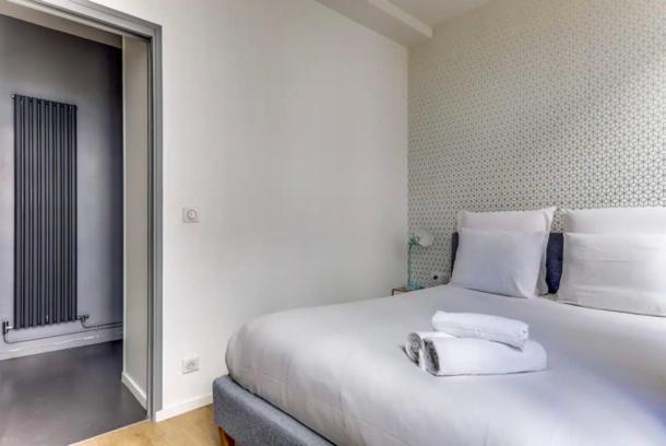 Appartement La Douce Nuit - Moderne - Elegant - Renove Parijs